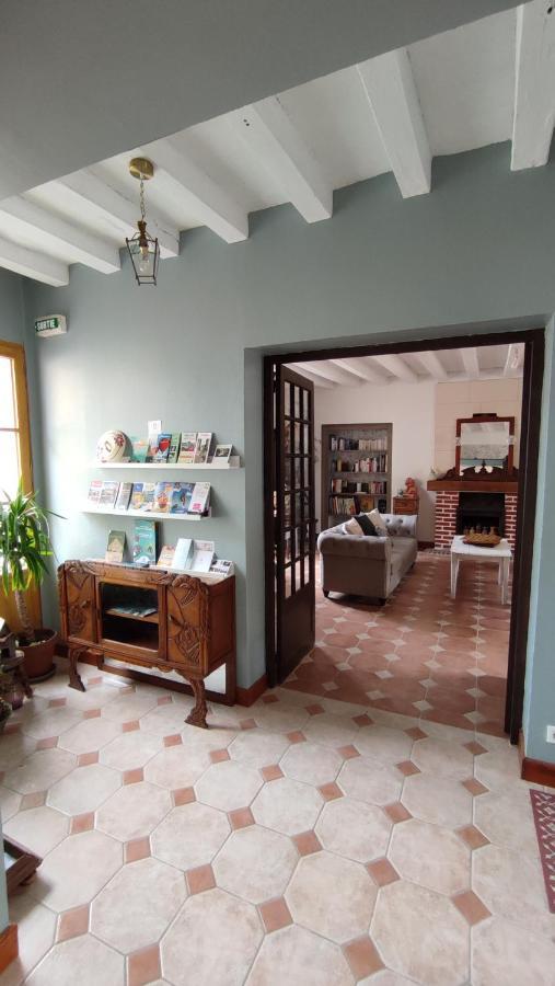 Bed and Breakfast Le Relais Des Fontaines Nouans-les-Fontaines Exterior foto