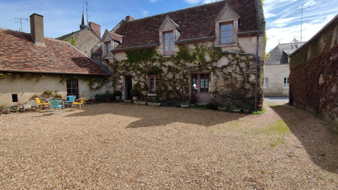 Bed and Breakfast Le Relais Des Fontaines Nouans-les-Fontaines Exterior foto